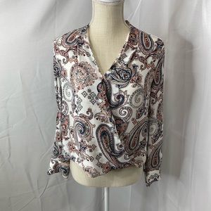 WHBM White House Black Market size 0 paisley print high low top